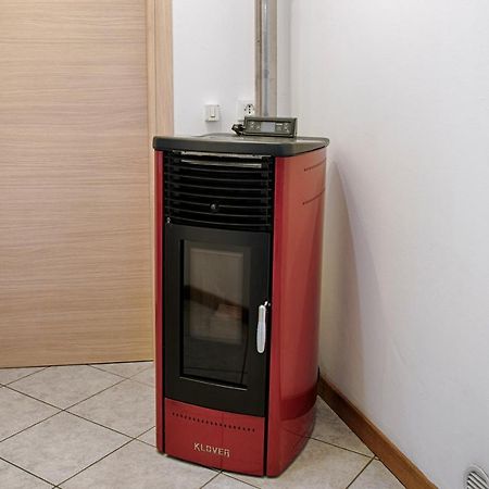 Bnbernina Express Dietro Al Trenino Rosso 티라노 외부 사진